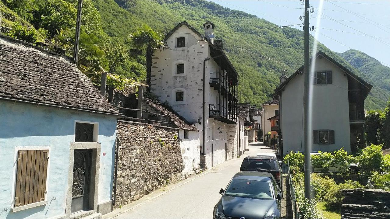 Residenza Americana Someo 외부 사진